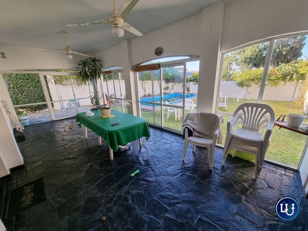 Casa céntrica de dos plantas