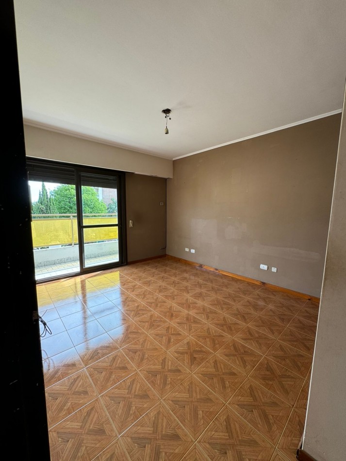 Departamento 3 dormitorios - Edificio Oro - zona centro 