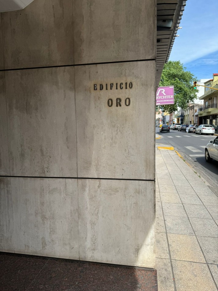 Departamento 3 dormitorios - Edificio Oro - zona centro 