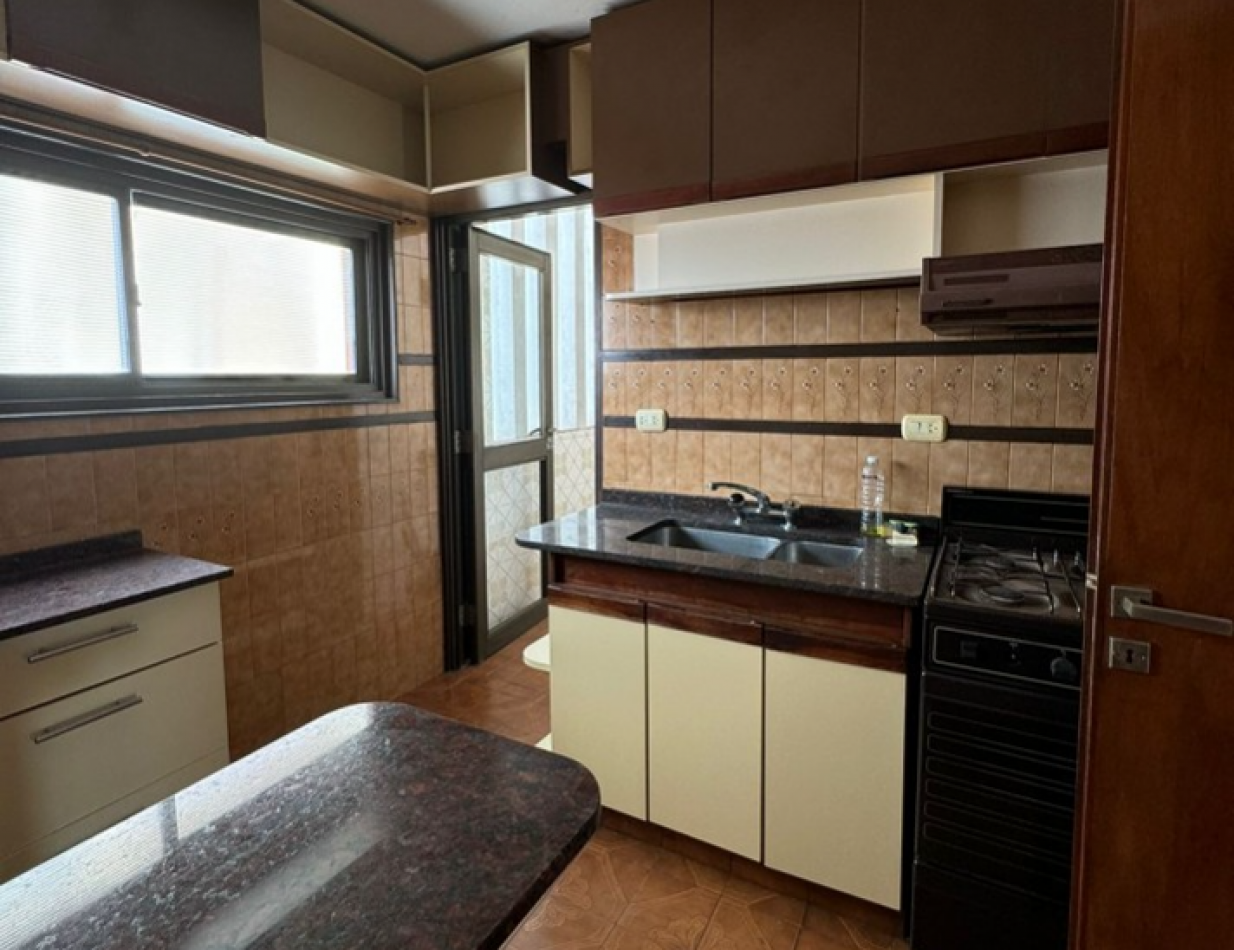 Departamento 3 dormitorios - Edificio Oro - zona centro 