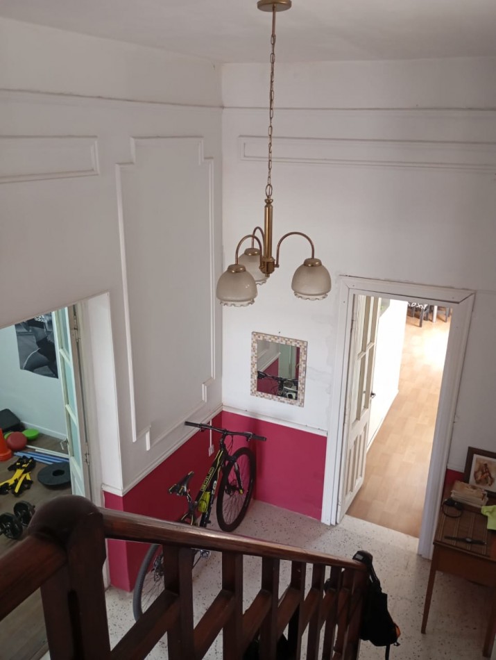 Casa de 2 plantas en zona centro