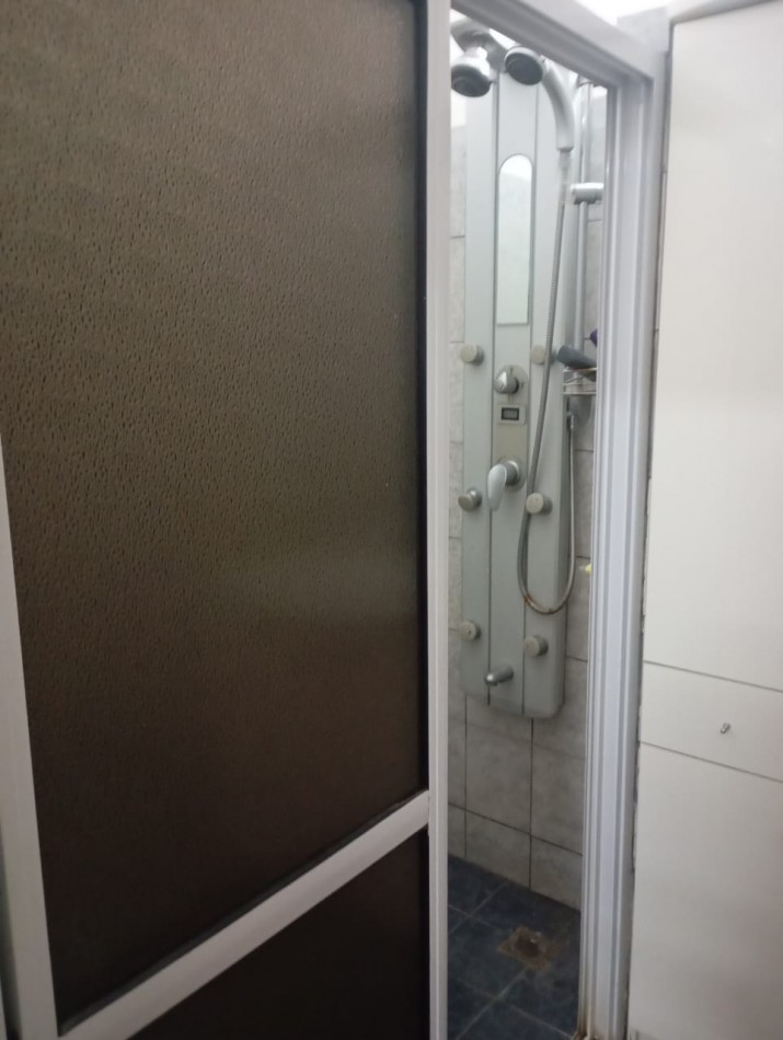 Casa de 2 plantas en zona centro