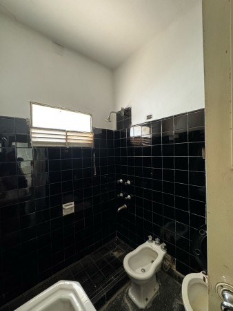 Propiedad desarrollada en 2 plantas - Zona Comercial 