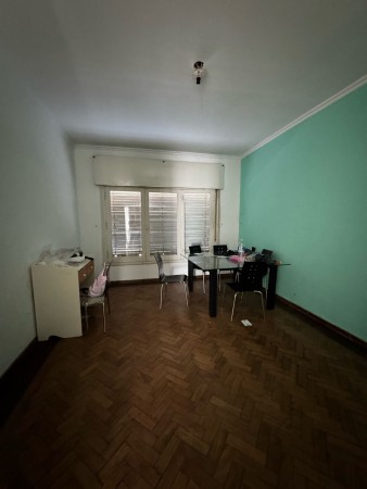 Propiedad desarrollada en 2 plantas - Zona Comercial 