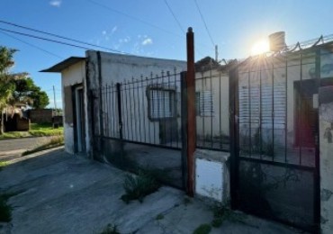 Departamento con Casa a Reconstruir en Venta